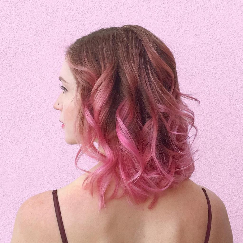 как покрасить волосы в розовый