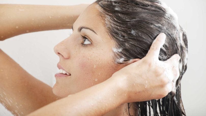 как мыть нарощенные волосы на капсулах